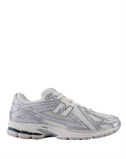 M1906REE Sneakers - Silver Metallic/Sea Salt - New Balance